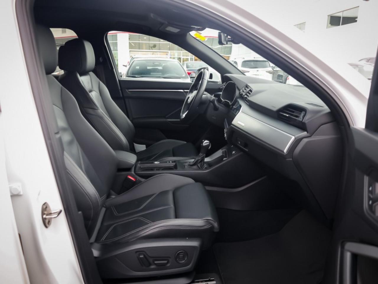 2024 Audi Q3 Progressiv 45 TFSI quattro  - $264 B/W Photo