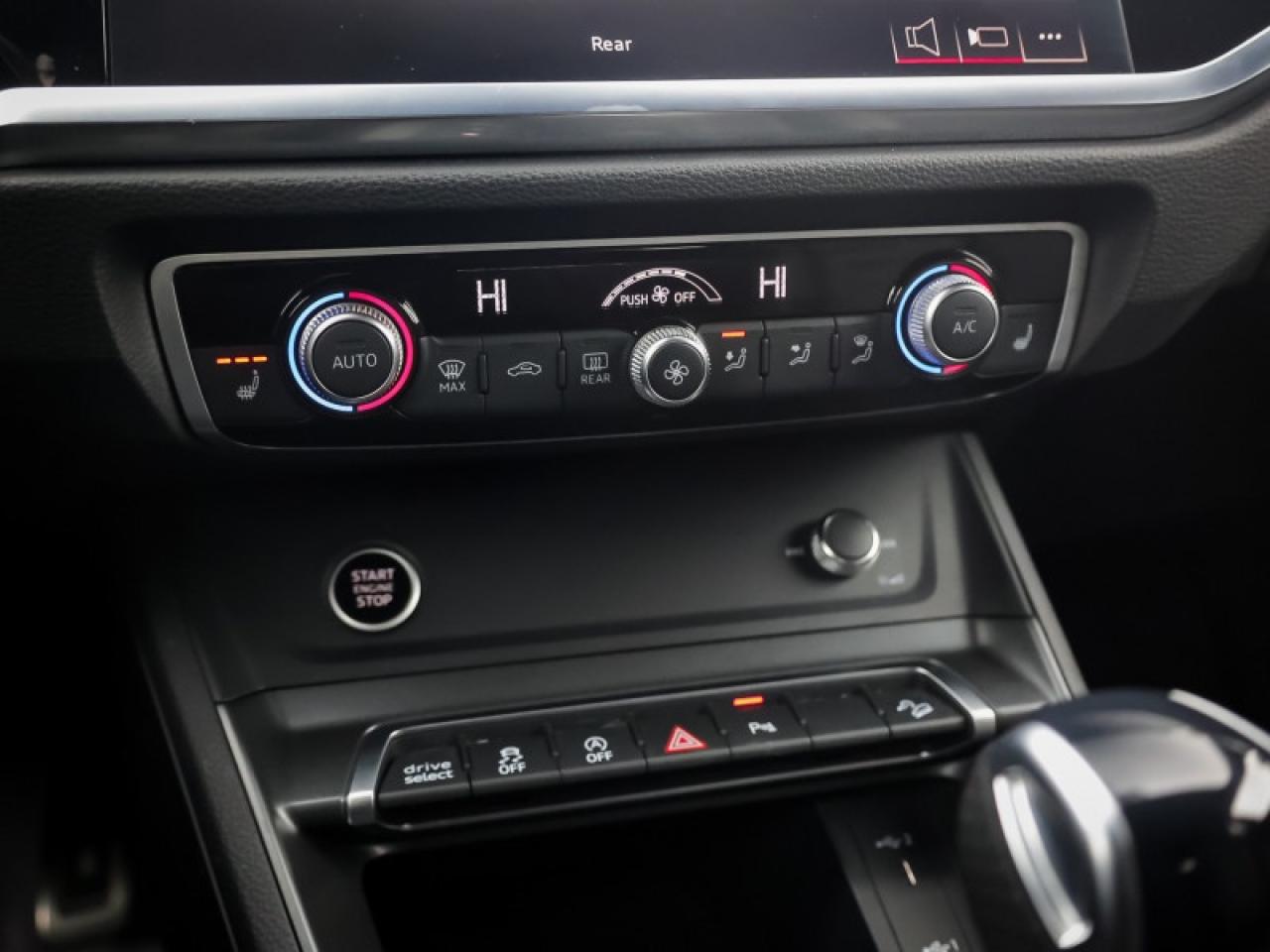 2024 Audi Q3 Progressiv 45 TFSI quattro  - $264 B/W Photo