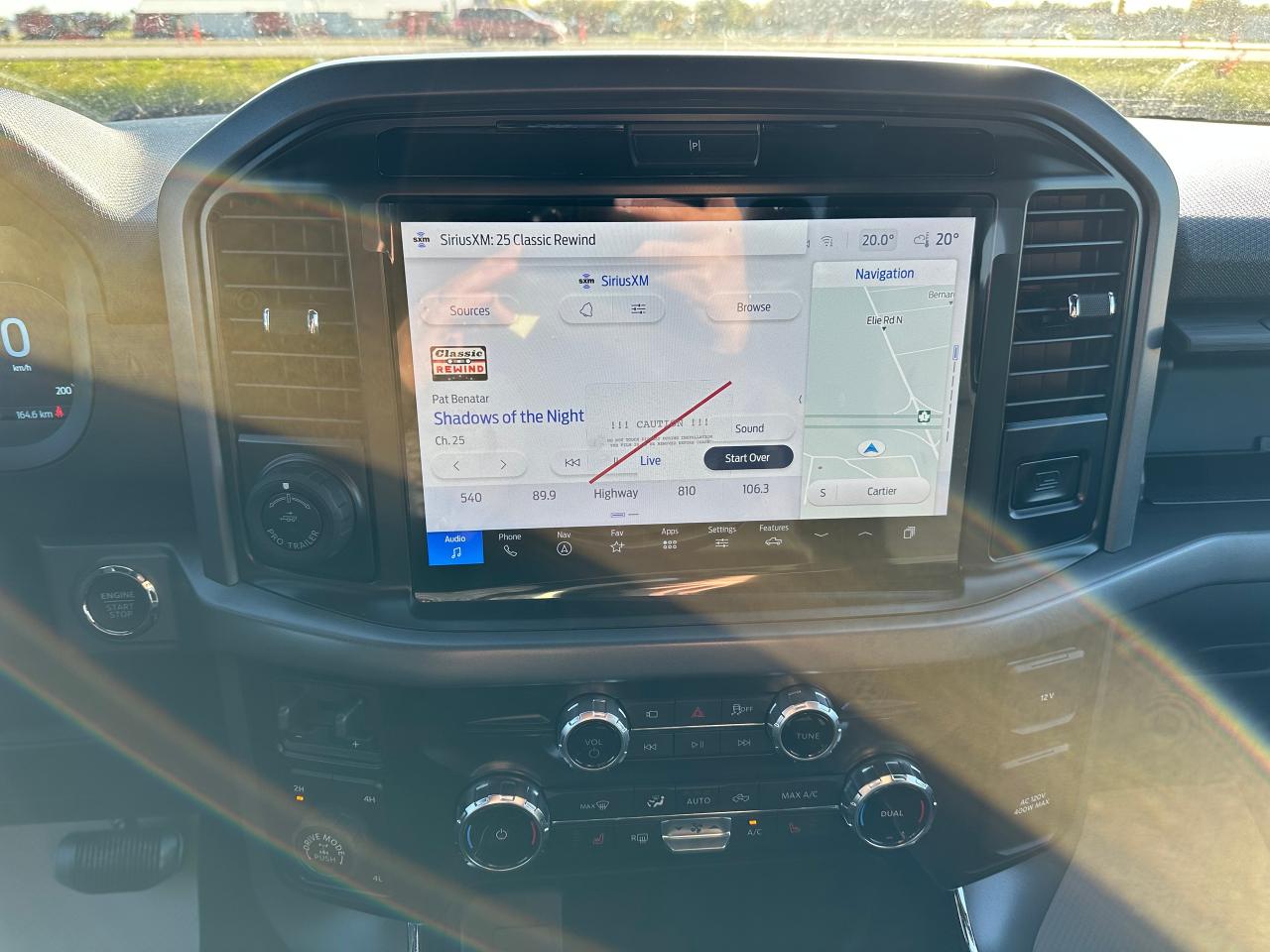 2025 Ford F-150 XLT 4WD SuperCrew 5.5' Box 302A Photo5