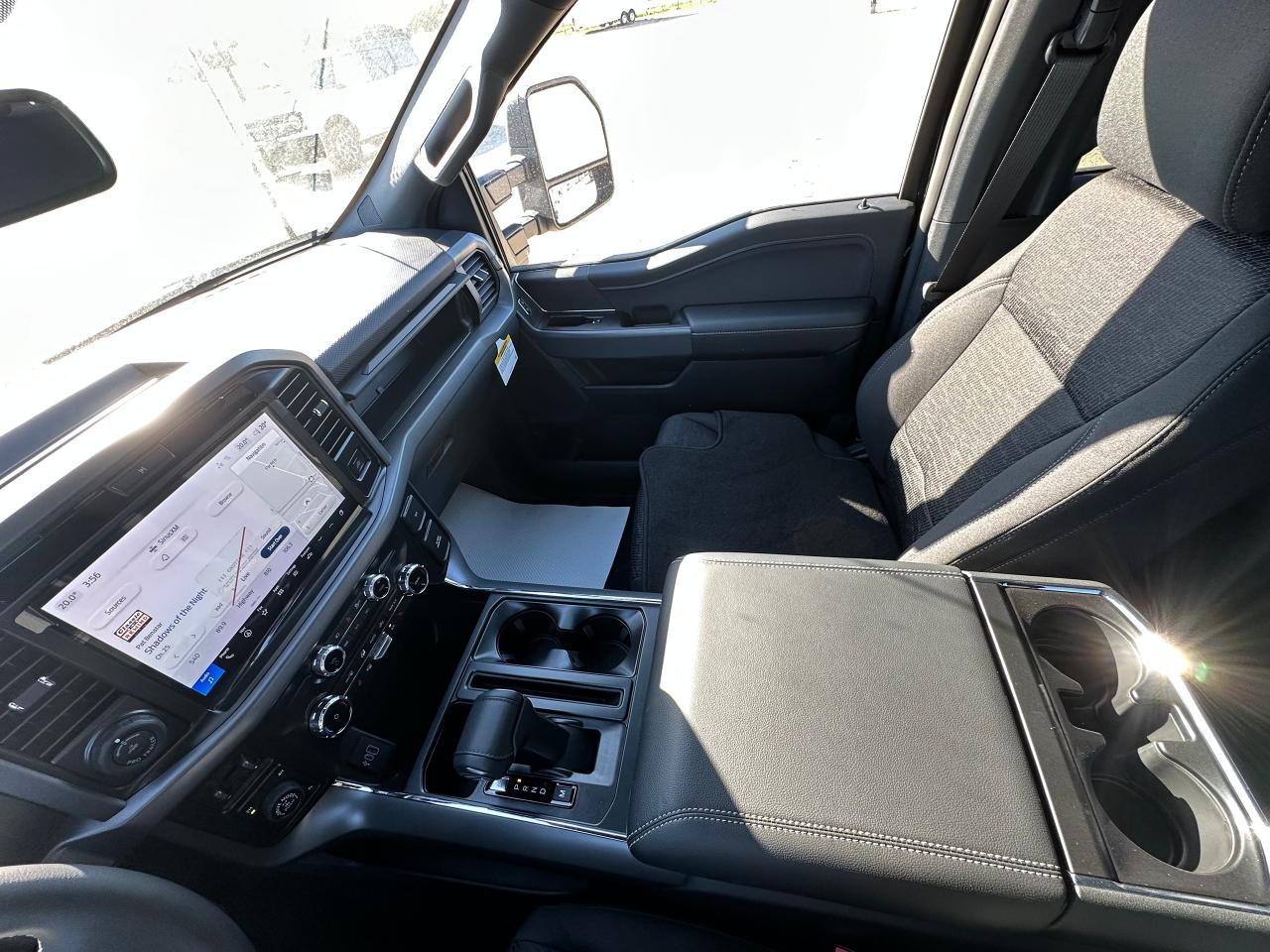 2025 Ford F-150 XLT 4WD SuperCrew 5.5' Box 302A Photo5