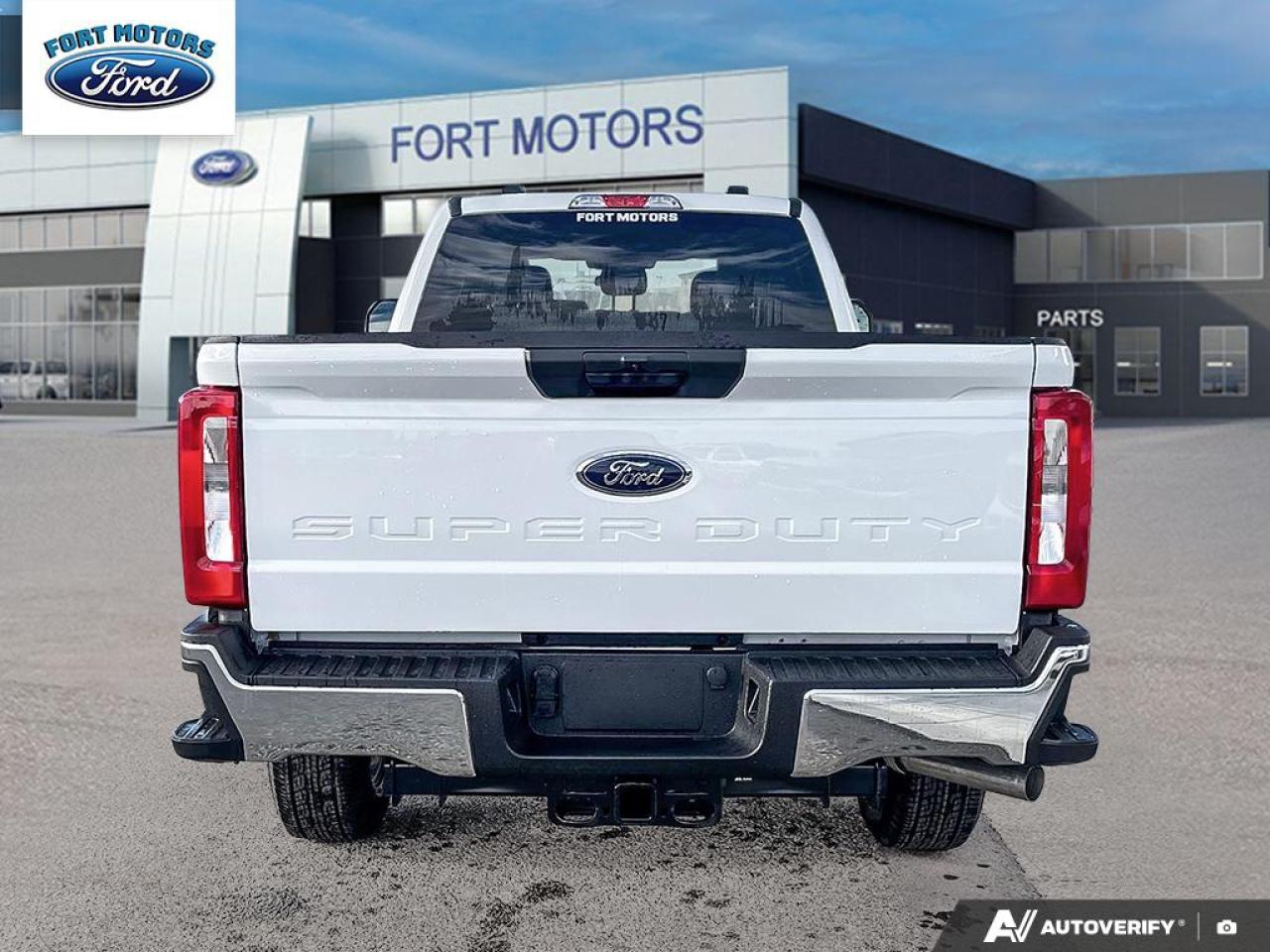 2026 Ford F-350 Super Duty SRW XLT Photo4