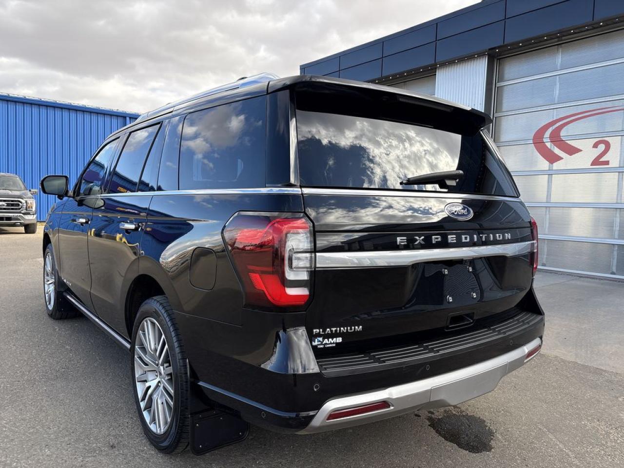 2022 Ford Expedition Platinum Photo4