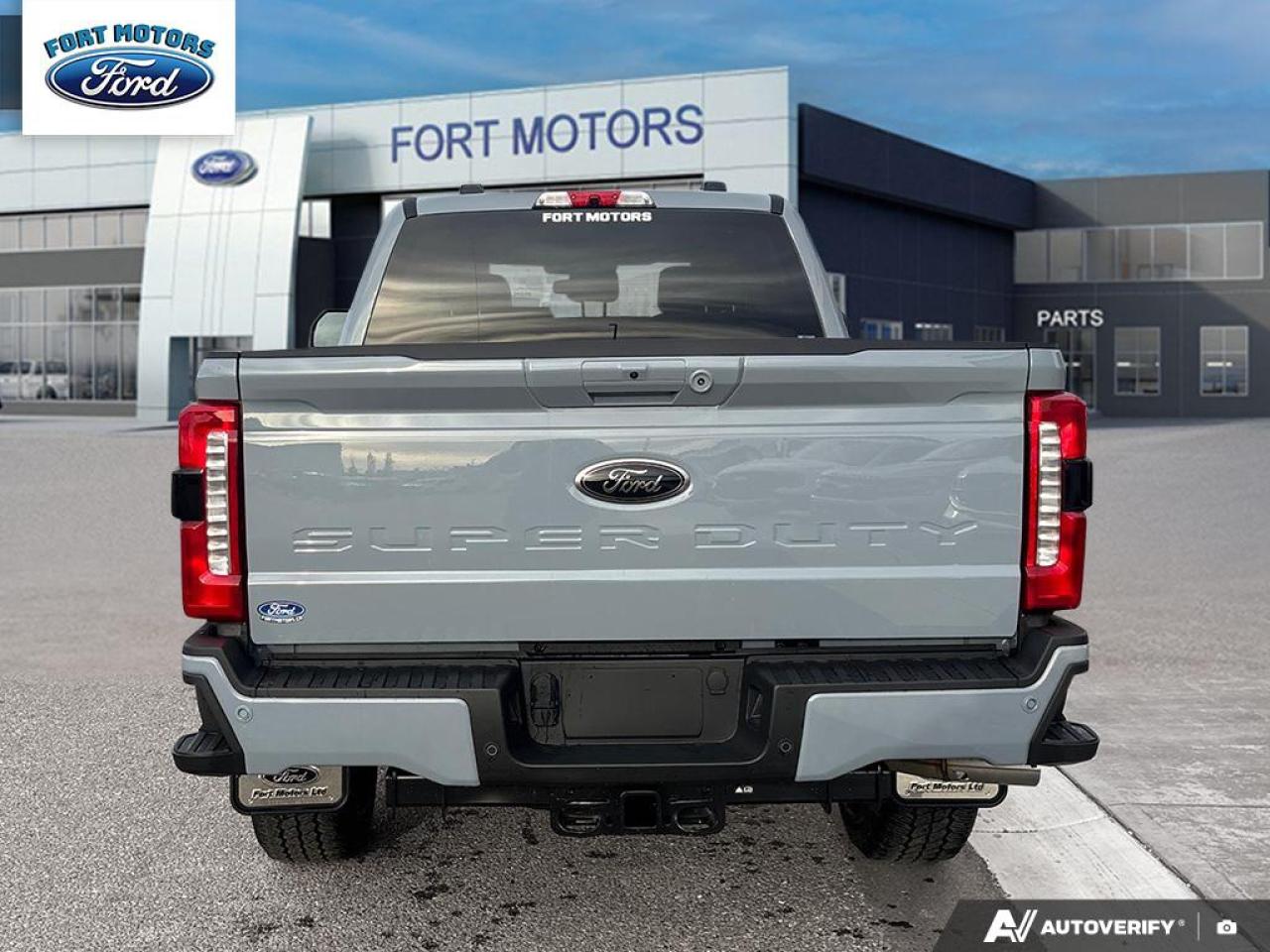 2026 Ford SUPERDUTY F-350® Lariat® Photo4