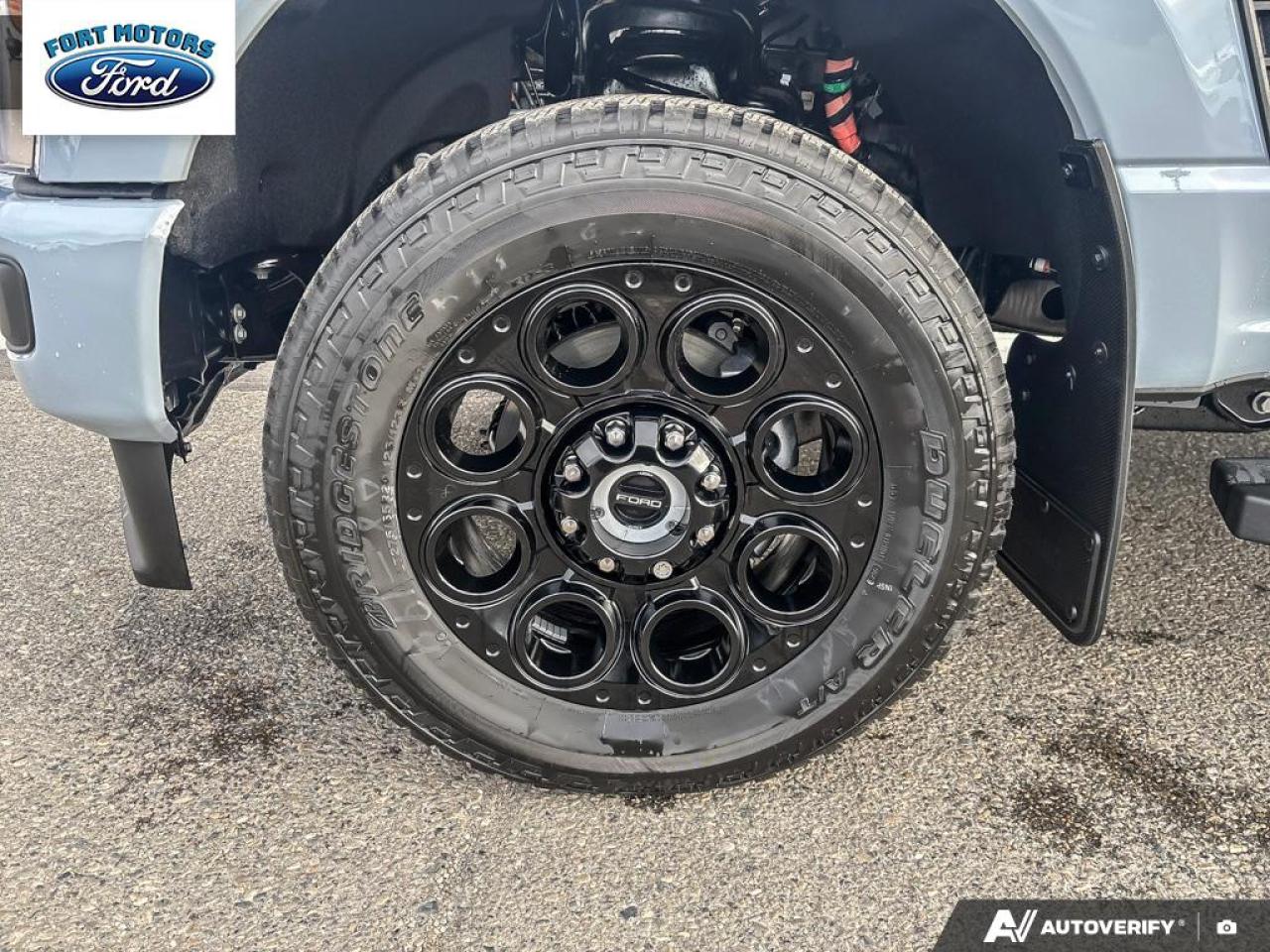 2026 Ford SUPERDUTY F-350® Lariat® Photo5