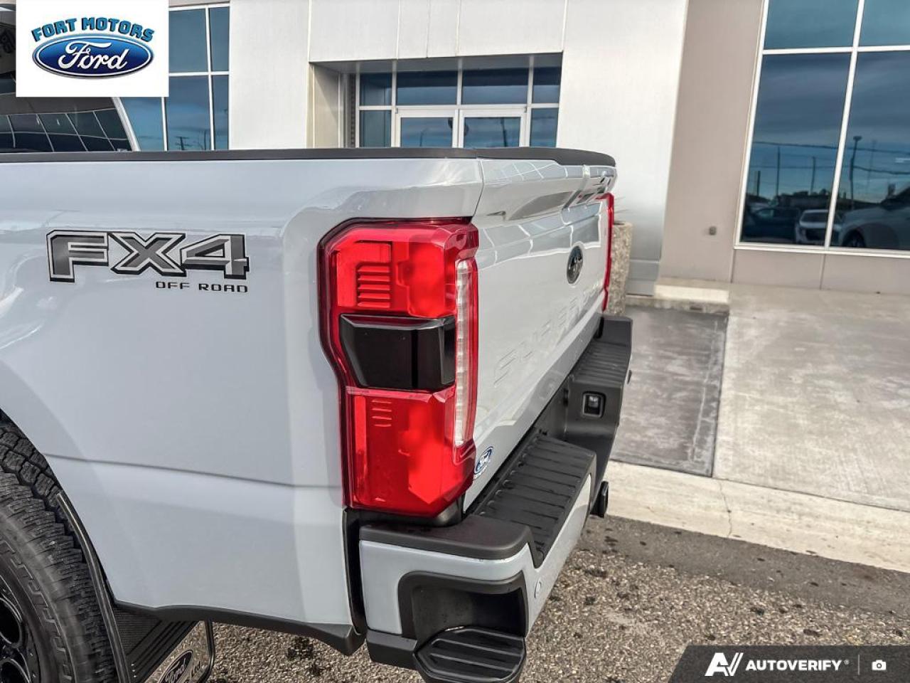 2026 Ford SUPERDUTY F-350® Lariat® Photo5