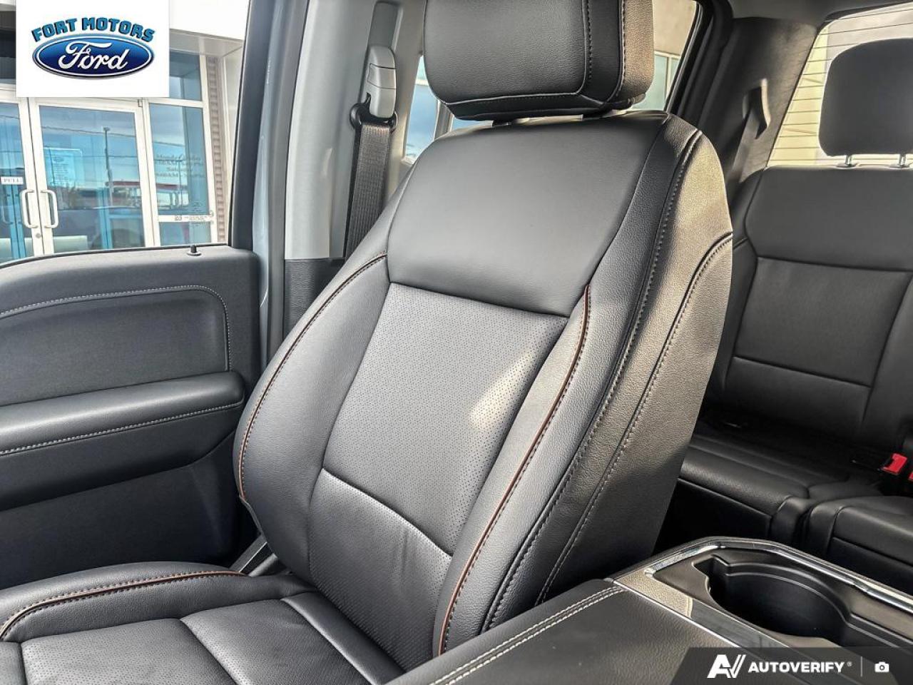 2026 Ford SUPERDUTY F-350® Lariat® Photo5