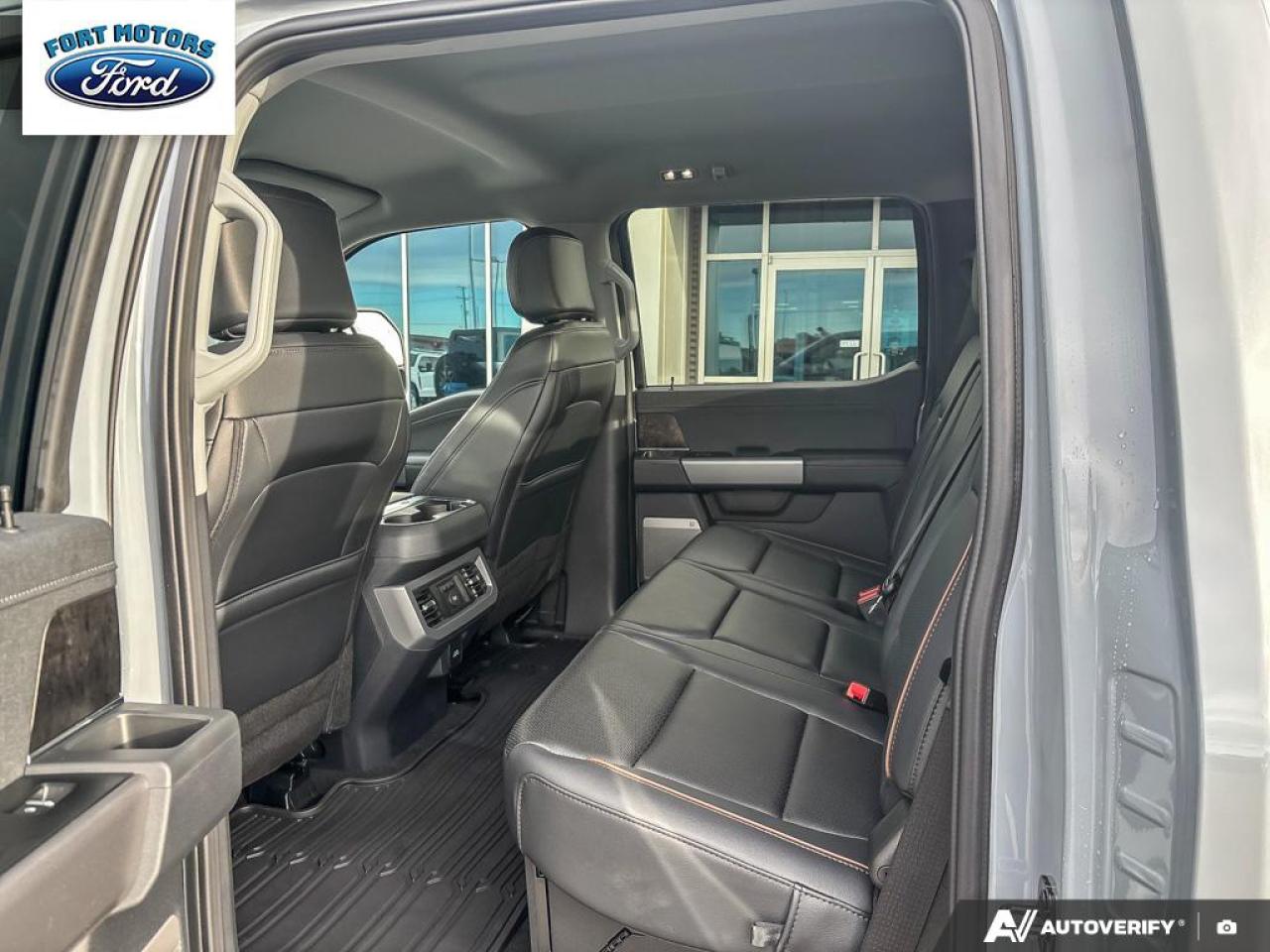 2026 Ford SUPERDUTY F-350® Lariat® Photo5