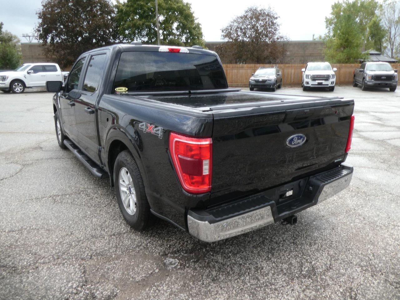 2021 Ford F-150 SUPERCREW XLT Photo2