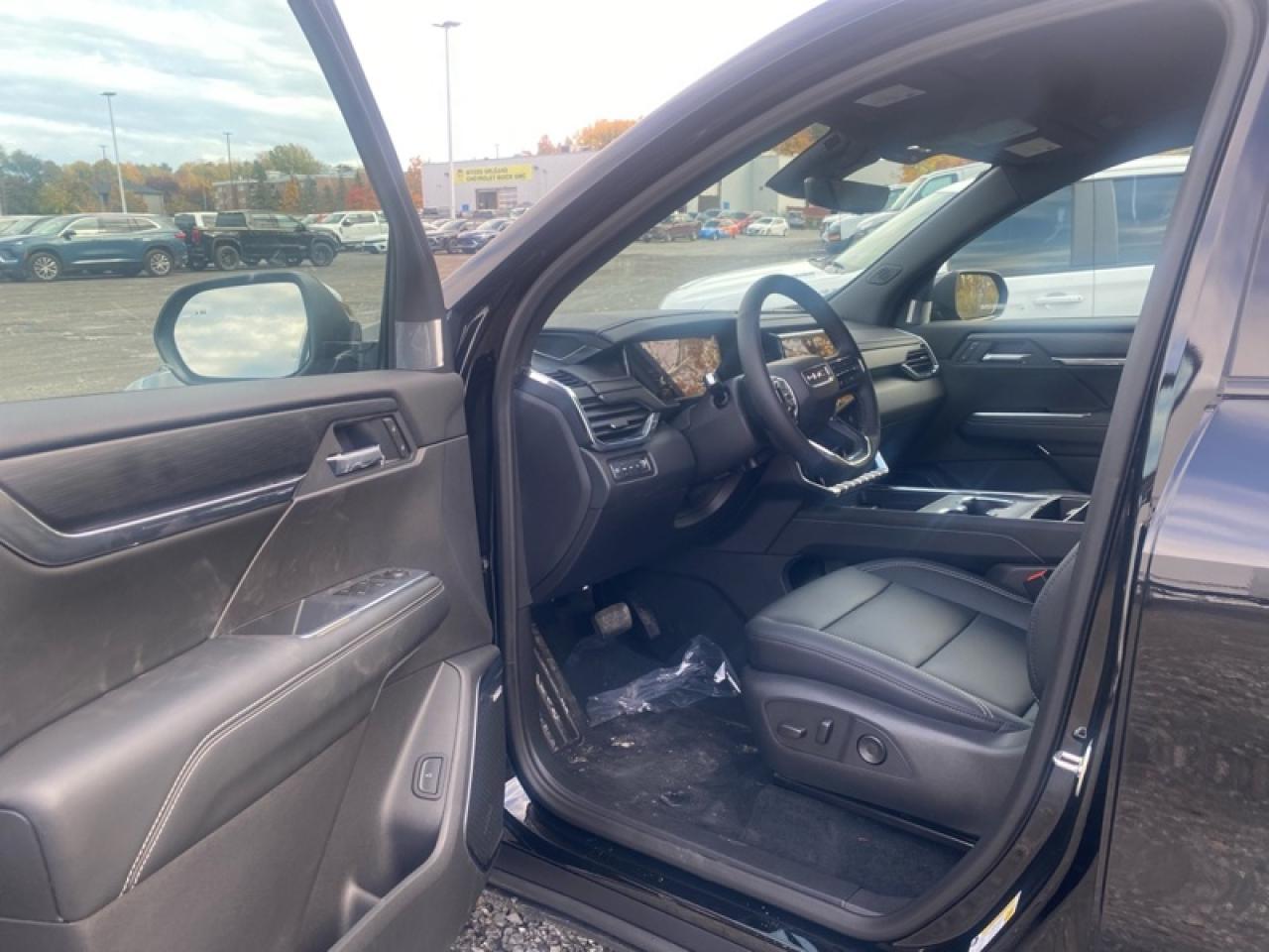 2026 GMC Acadia Elevation  - Premium Package Photo