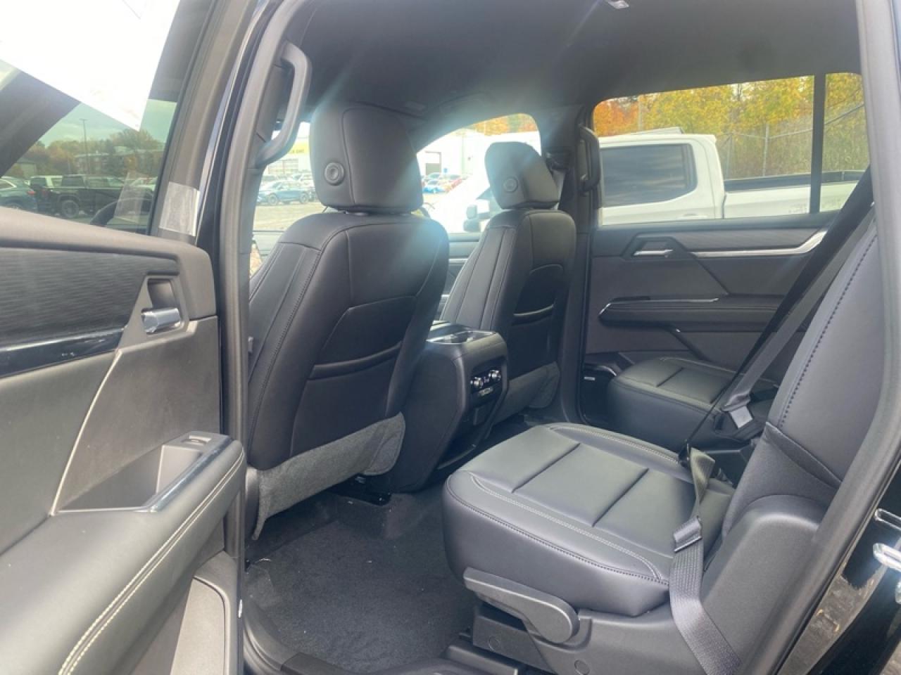 2026 GMC Acadia Elevation  - Premium Package Photo