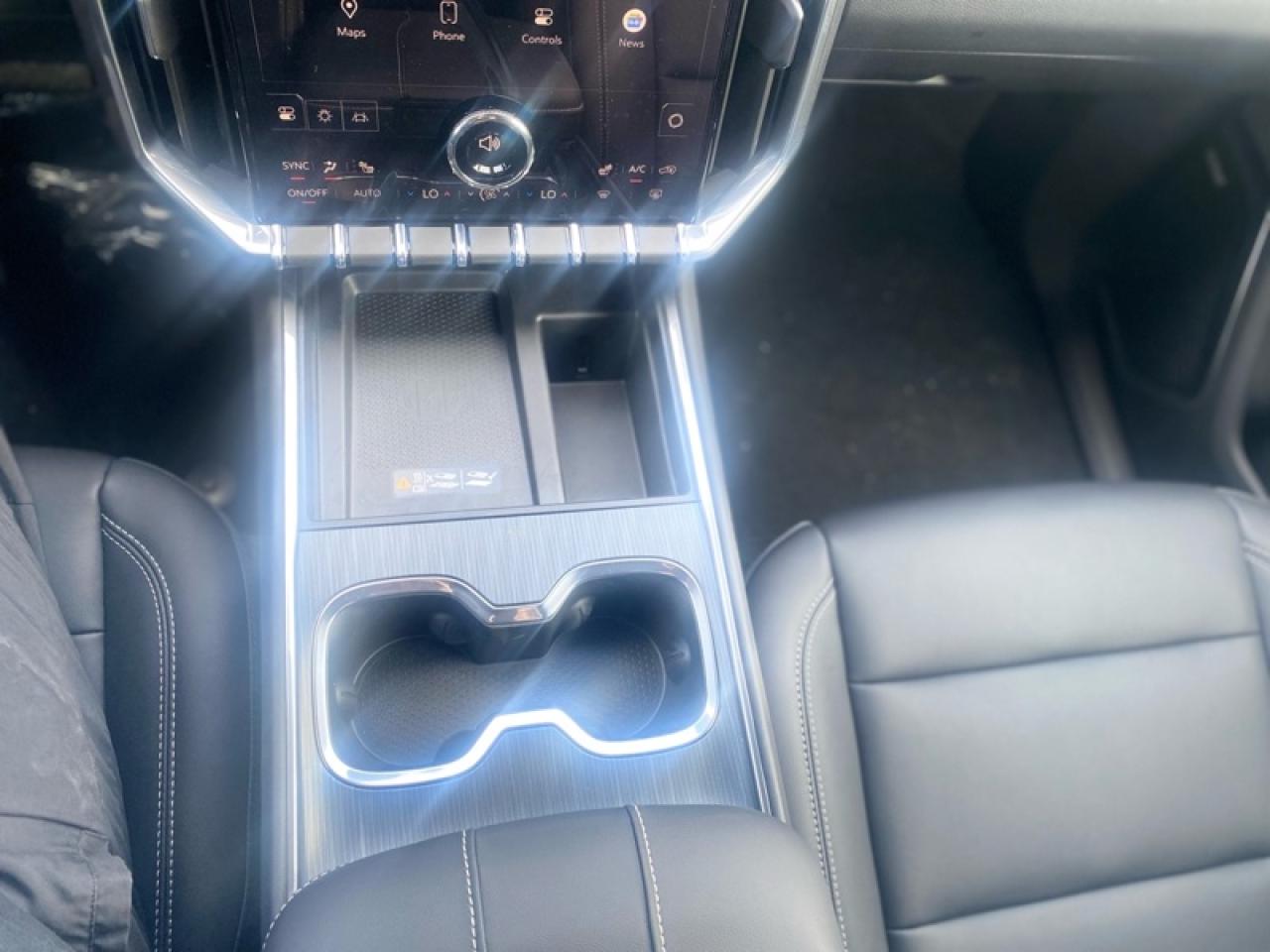 2026 GMC Acadia Elevation  - Premium Package Photo