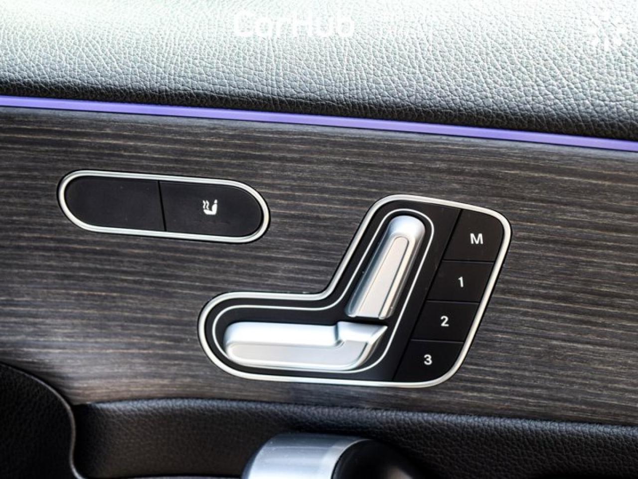 2022 Mercedes-Benz A-Class A 220 4MATIC Power Sunroof Heated Seats & Wheel Navi Apple CarPlay Photo