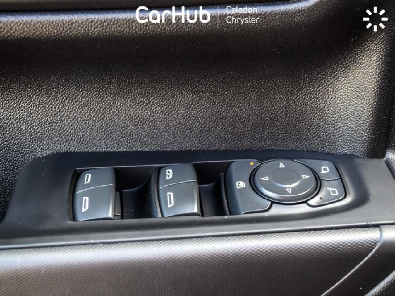 2023 Chevrolet Silverado 1500 Custom 4WD Crew Cab 157" 6 Passenger R-Start Alloy Photo