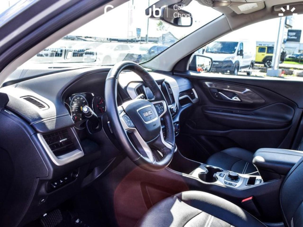 2023 GMC Terrain Denali AWD Pano Roof Leather Vented Seats Handsfree Tailgate Photo