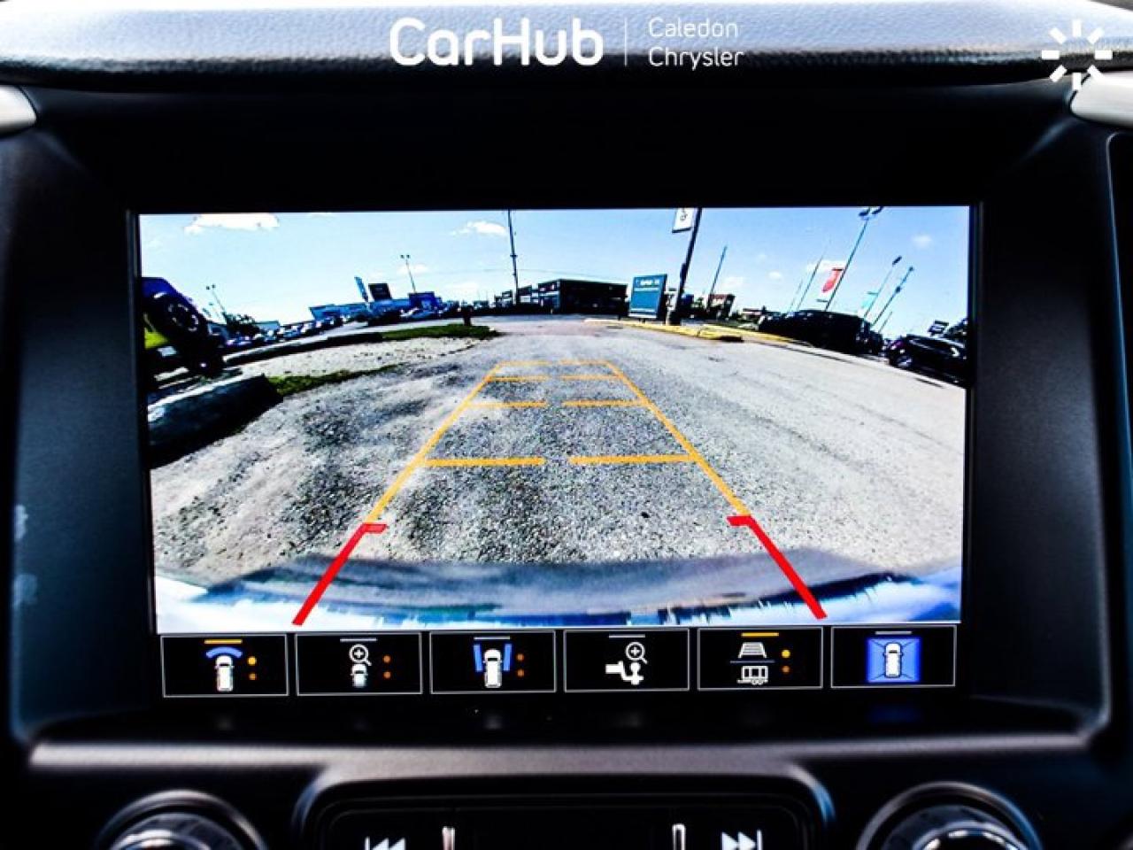 2023 GMC Terrain Denali AWD Pano Roof Leather Vented Seats Handsfree Tailgate Photo