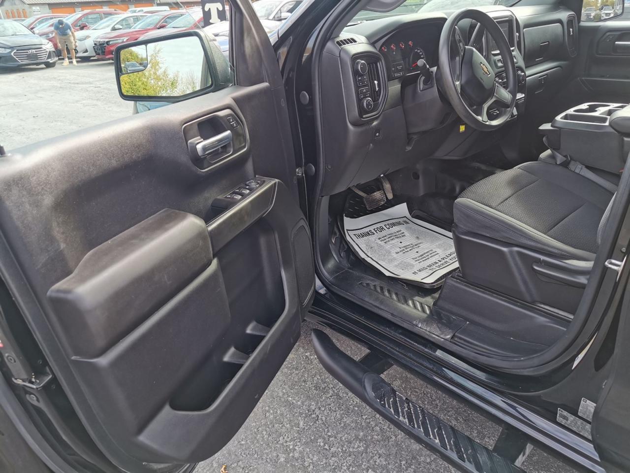 2021 Chevrolet Silverado 1500  - Photo #10
