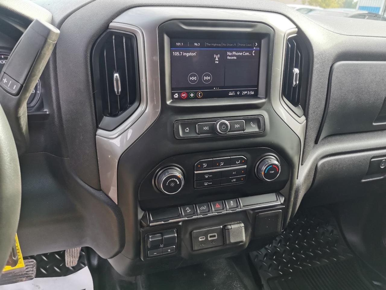 2021 Chevrolet Silverado 1500  - Photo #16
