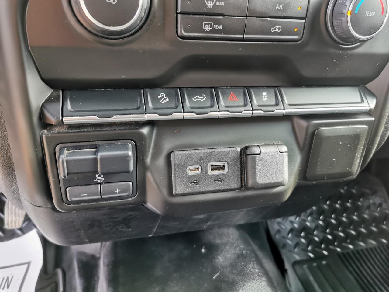 2021 Chevrolet Silverado 1500  - Photo #17