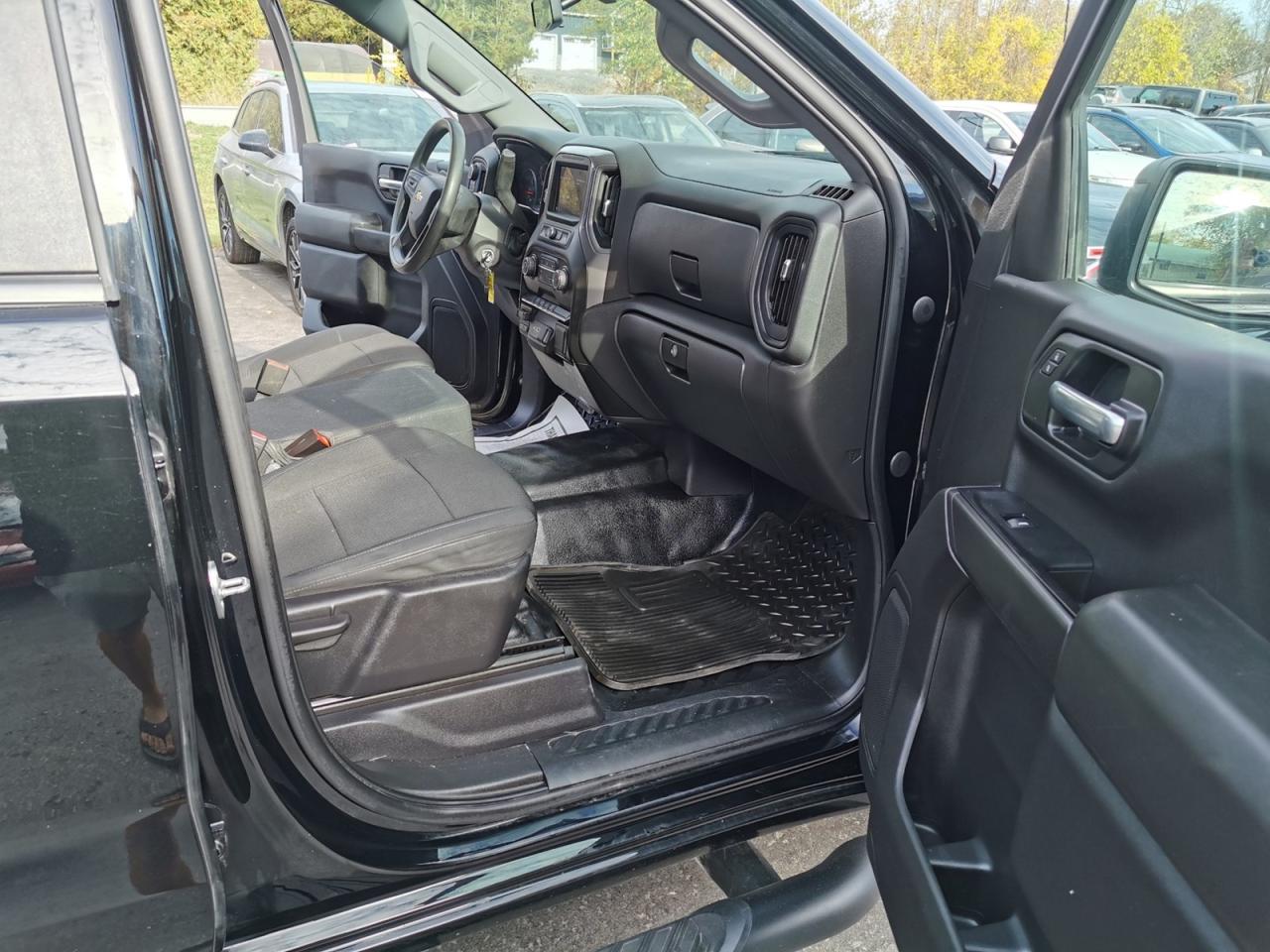 2021 Chevrolet Silverado 1500  - Photo #22