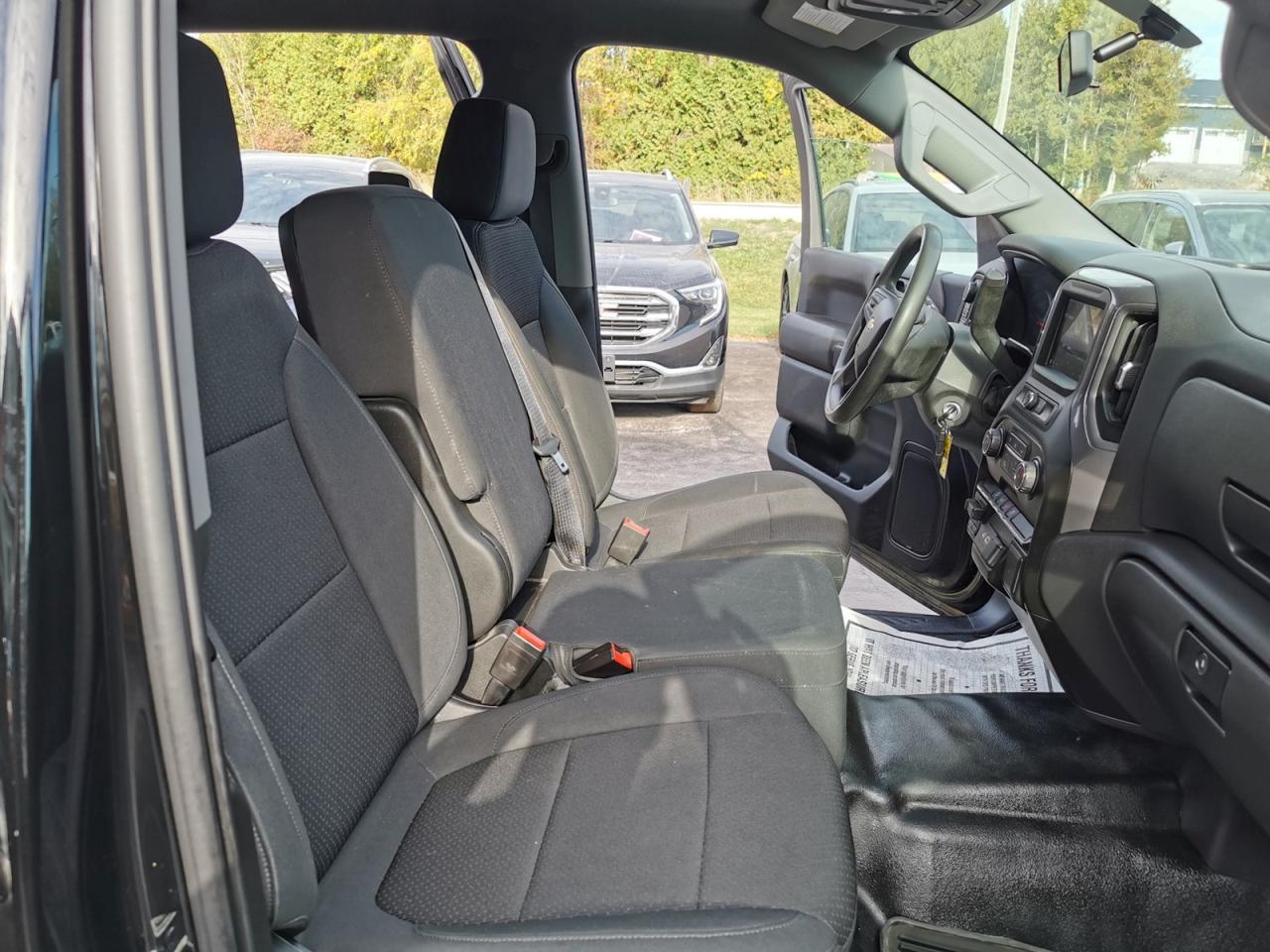 2021 Chevrolet Silverado 1500  - Photo #23