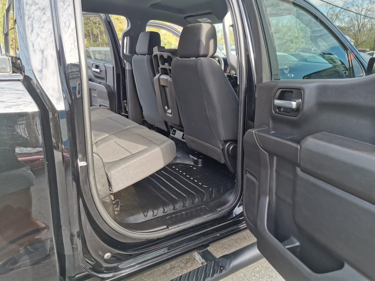 2021 Chevrolet Silverado 1500  - Photo #24