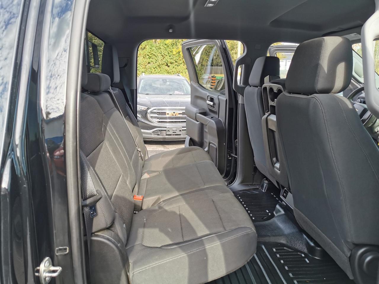 2021 Chevrolet Silverado 1500  - Photo #25
