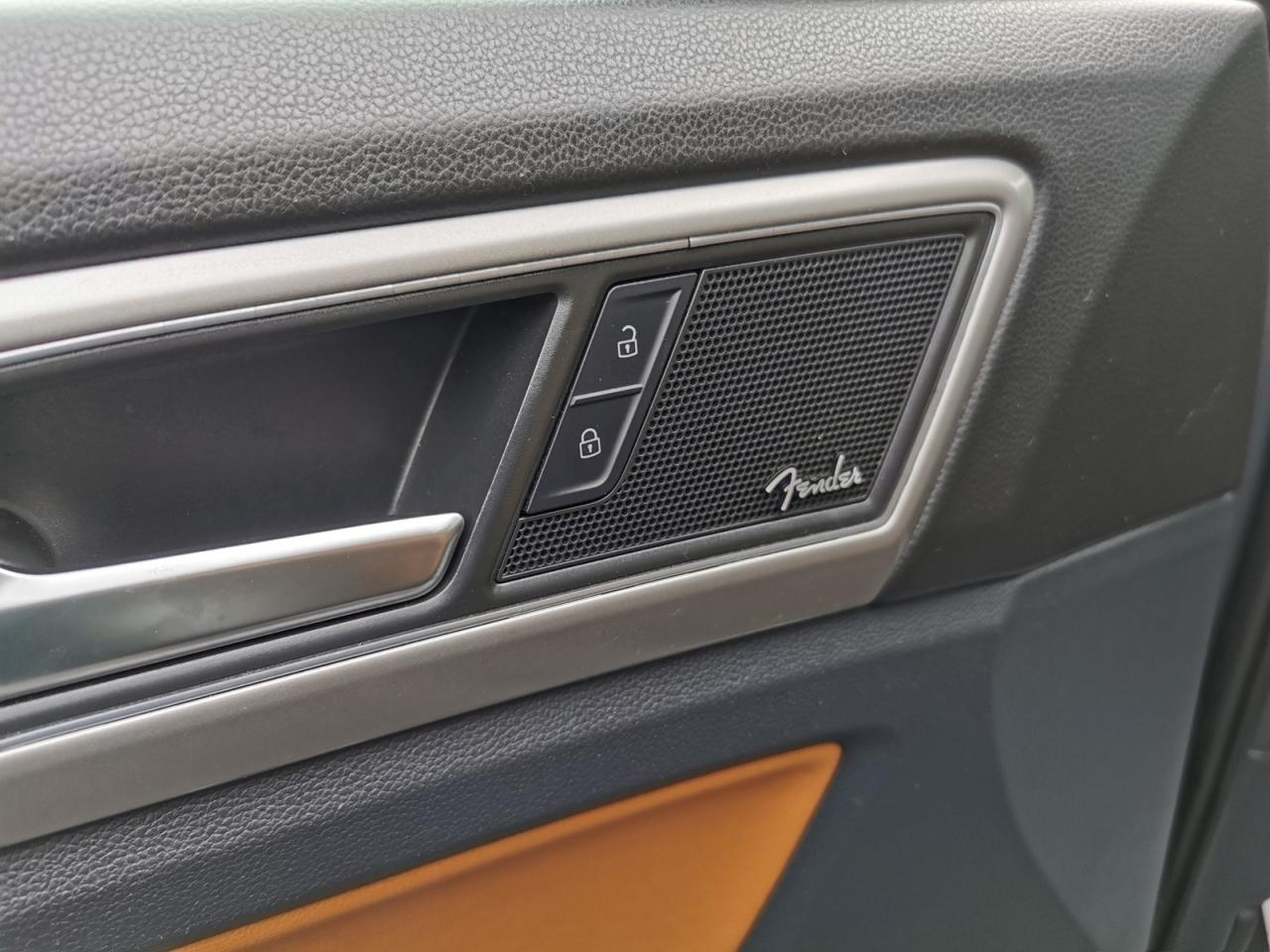 2018 Volkswagen Atlas  - Photo #12