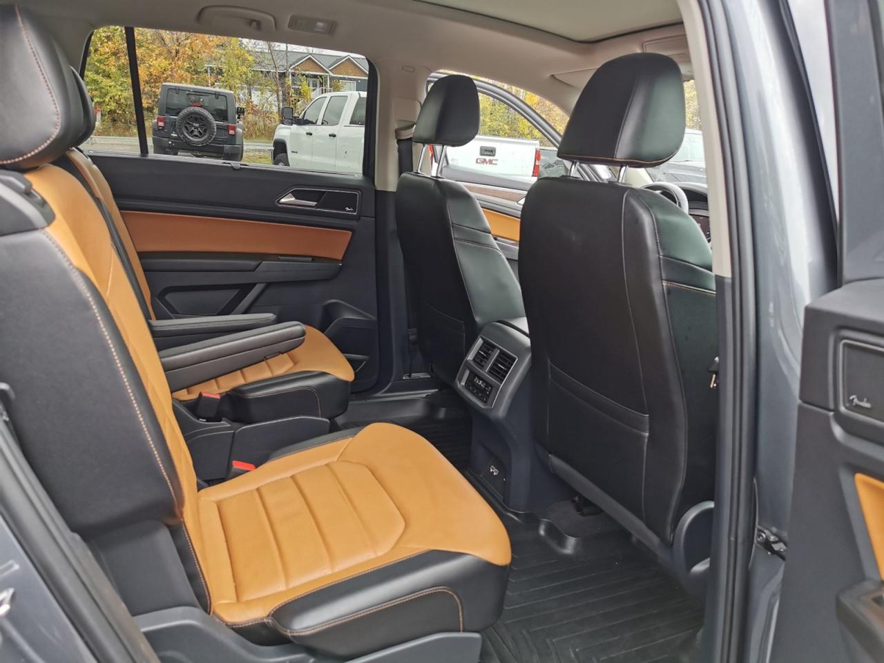 2018 Volkswagen Atlas  - Photo #25