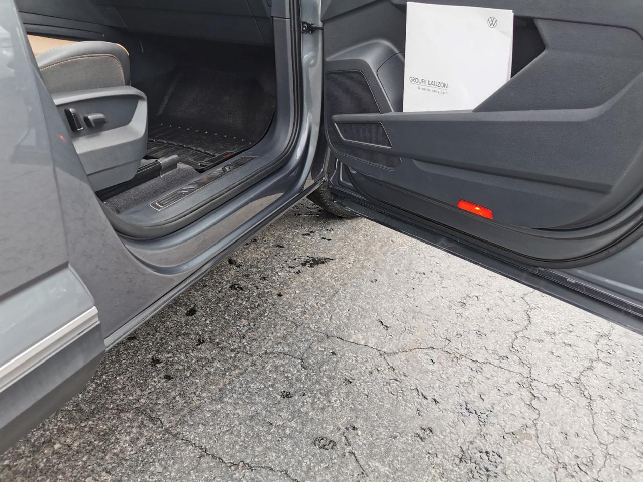 2018 Volkswagen Atlas  - Photo #31