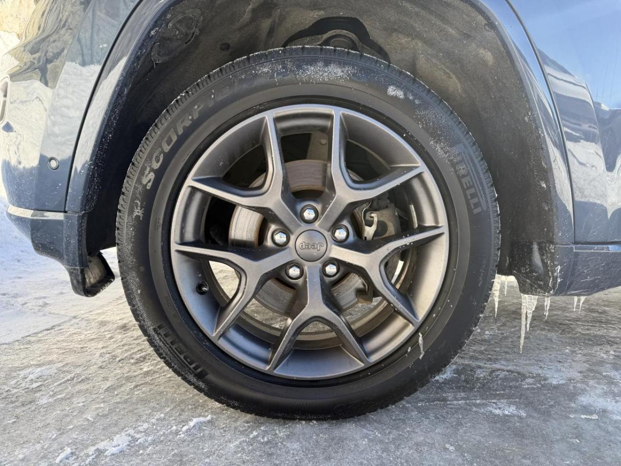 2021 Jeep Grand Cherokee 80th Anniversary Edition 4x4 Photo