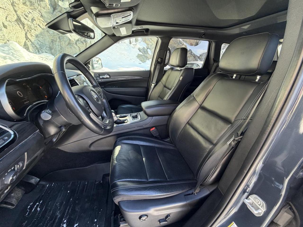 2021 Jeep Grand Cherokee 80th Anniversary Edition 4x4 Photo