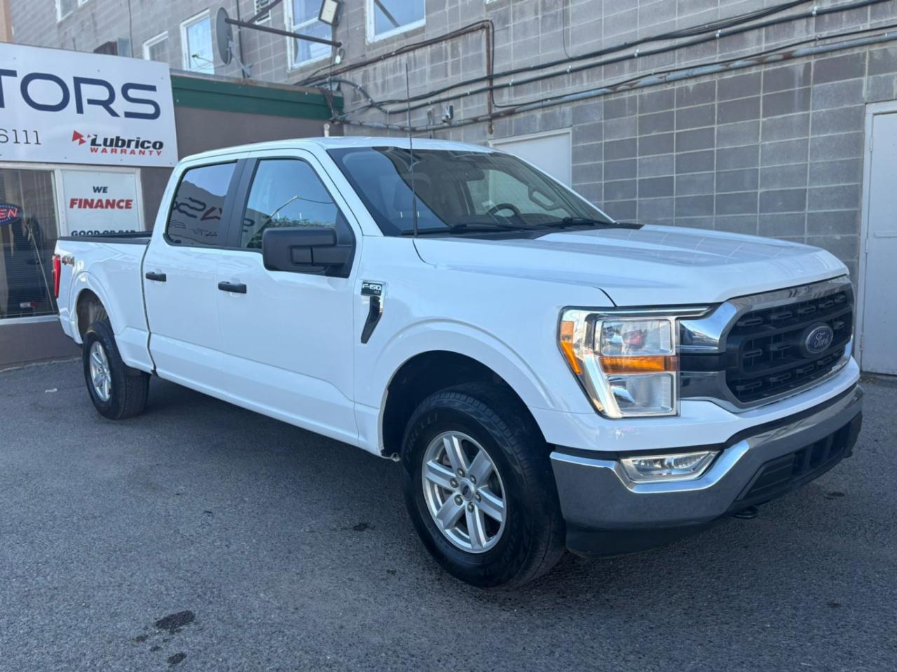 Used 2022 Ford F-150 XLT 4WD Supercrew 6.5 Box for sale in Calgary, AB