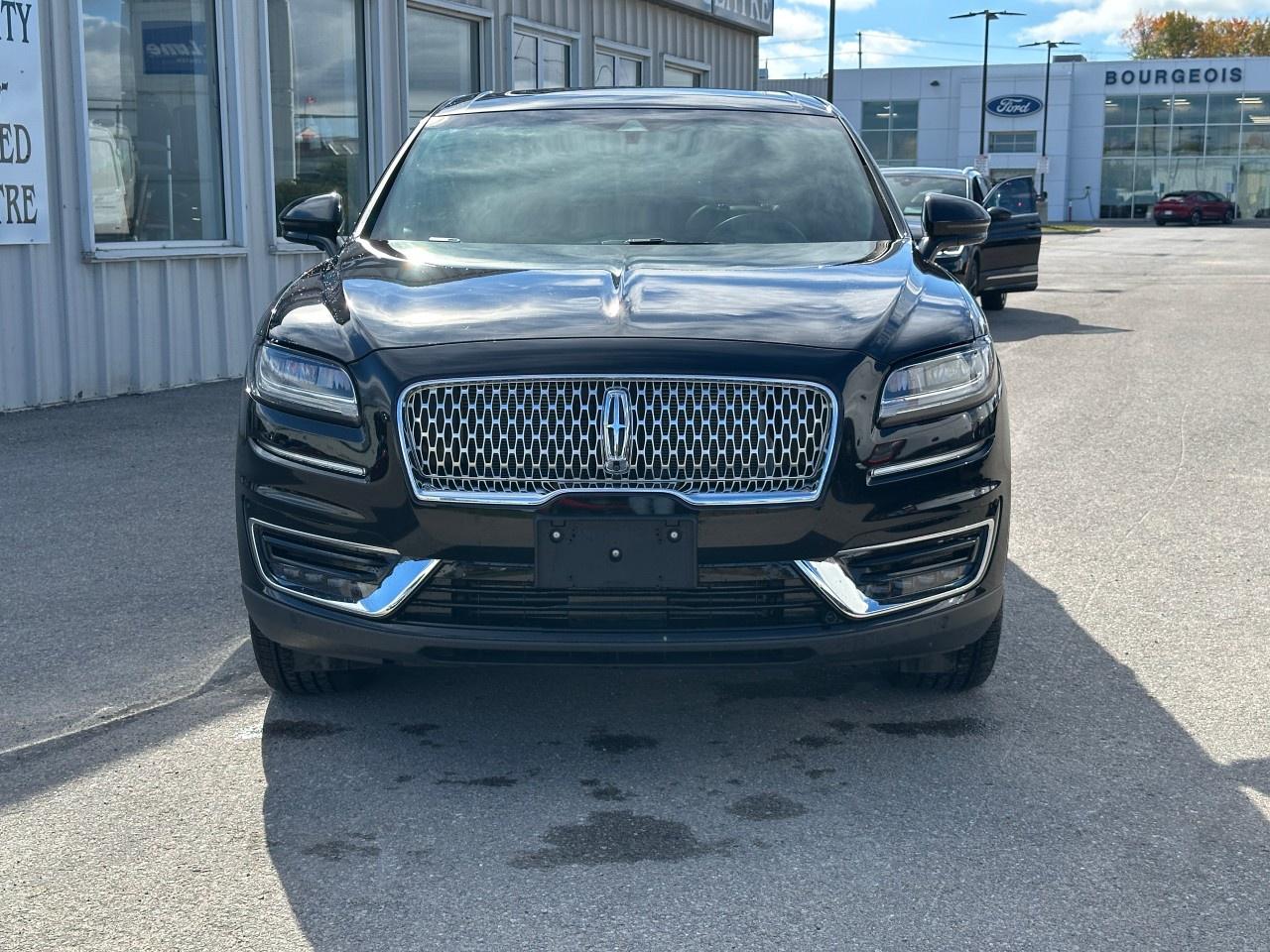 2020 Lincoln Nautilus Reserve AWD Photo2