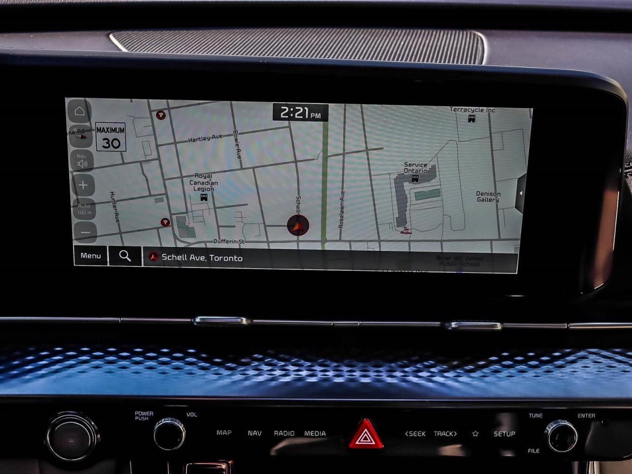 2023 Kia Carnival SX Photo