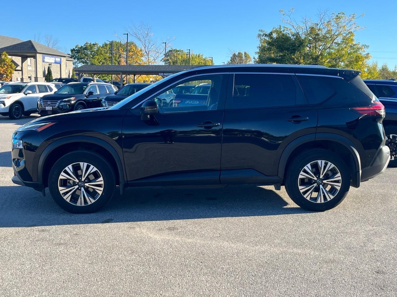 2023 Nissan Rogue AWD SV Photo