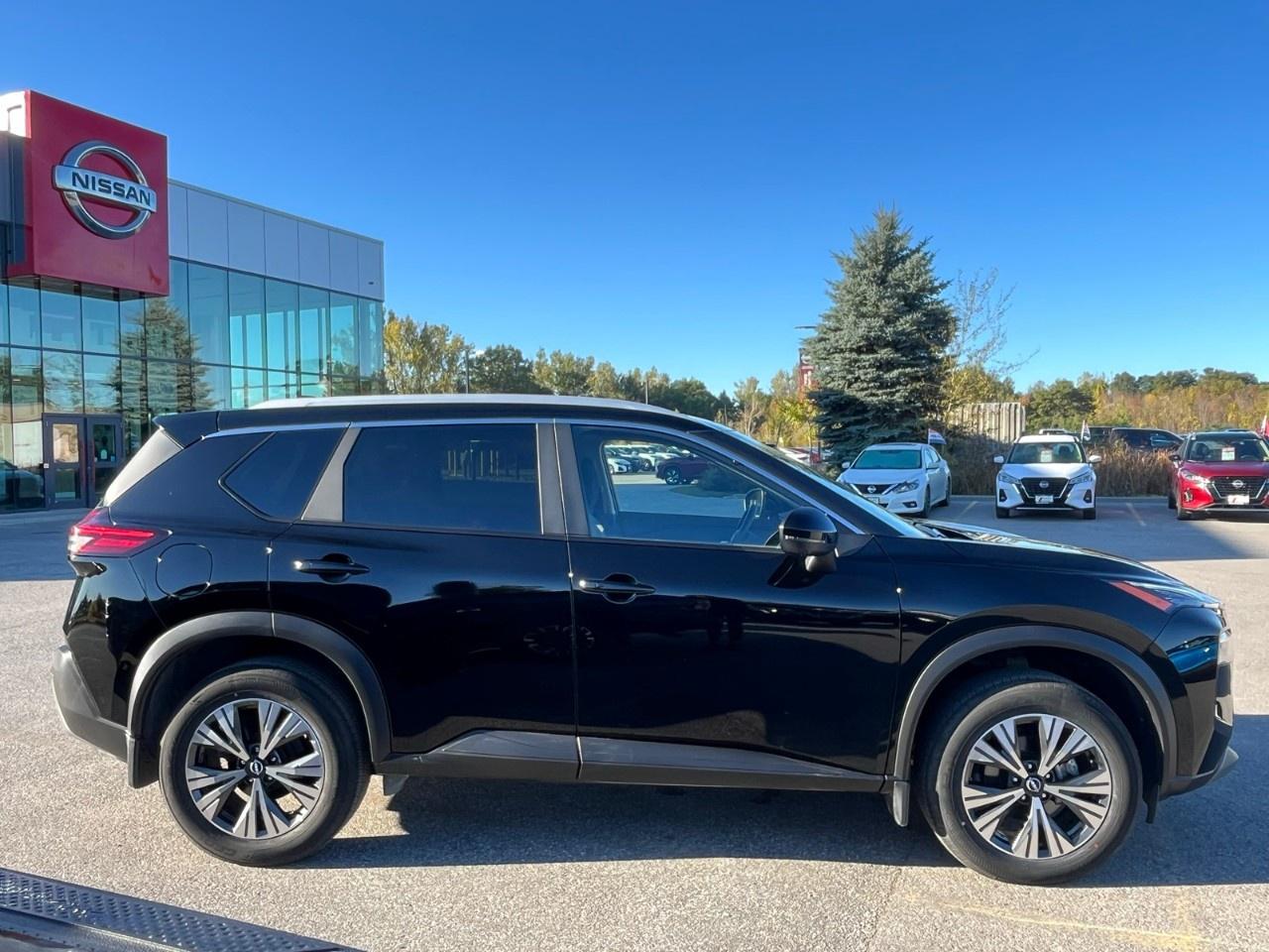 2023 Nissan Rogue AWD SV Photo