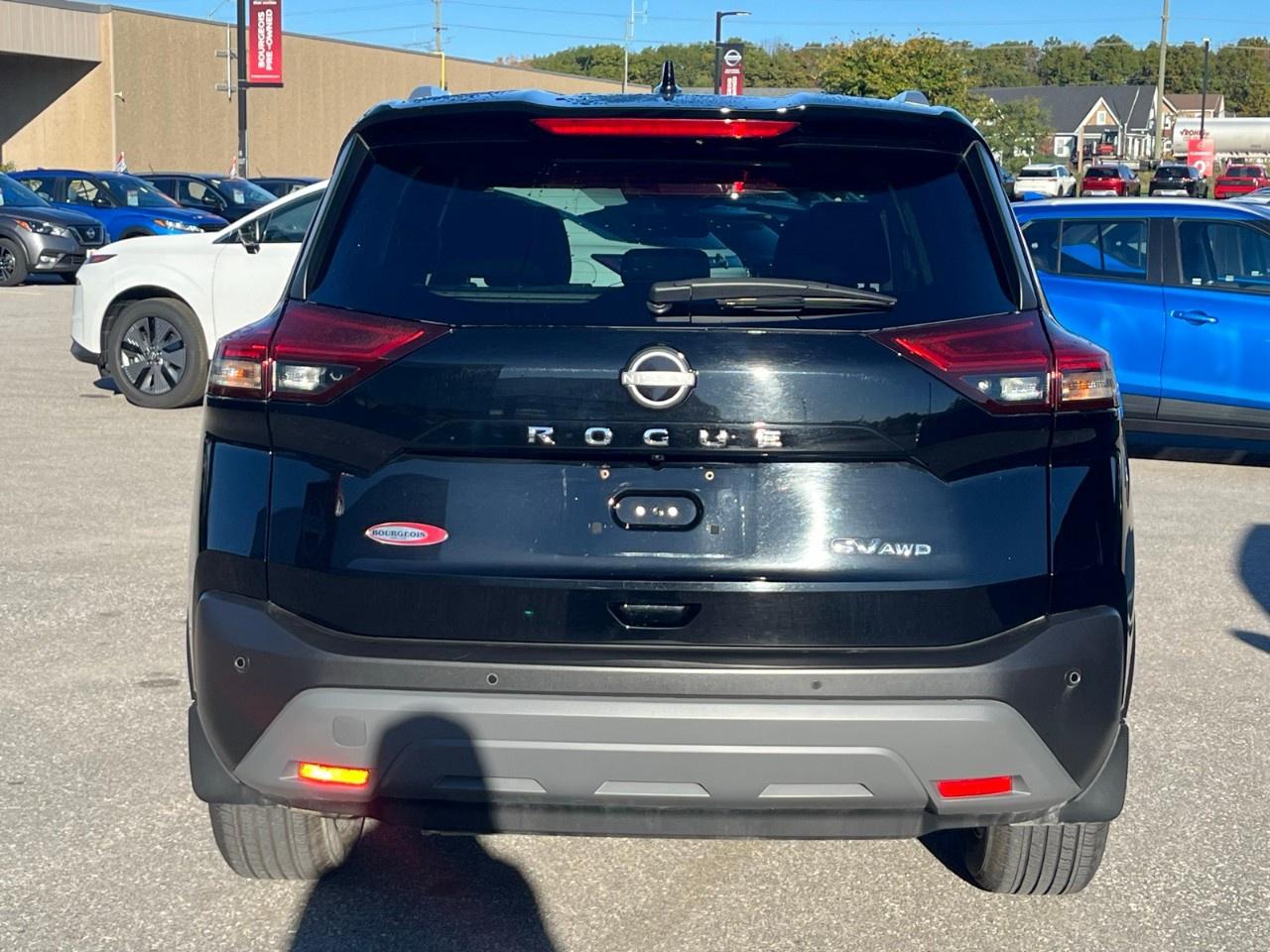 2023 Nissan Rogue AWD SV Photo