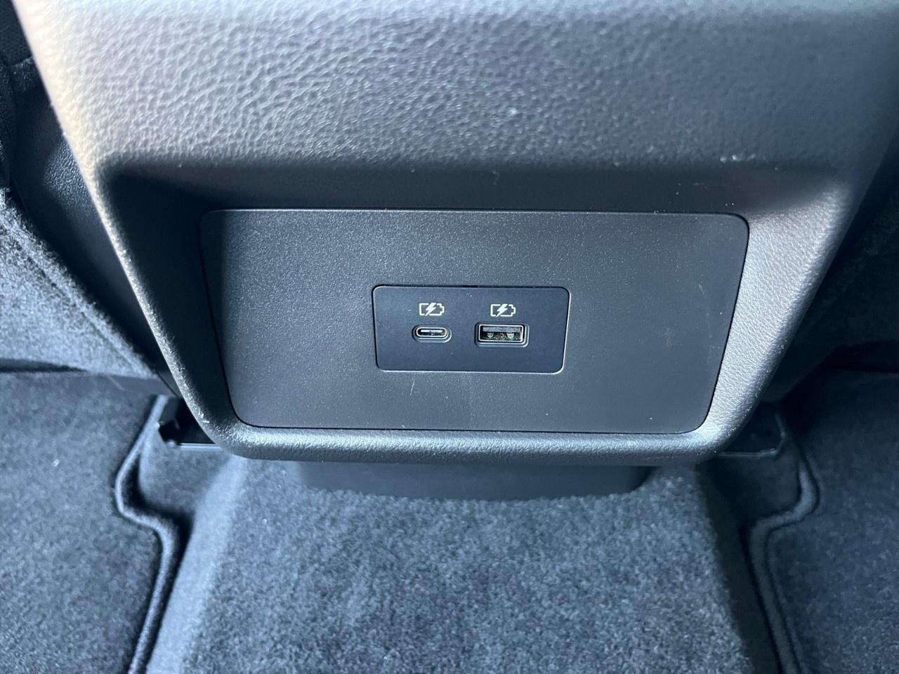 2023 Nissan Rogue AWD SV Photo