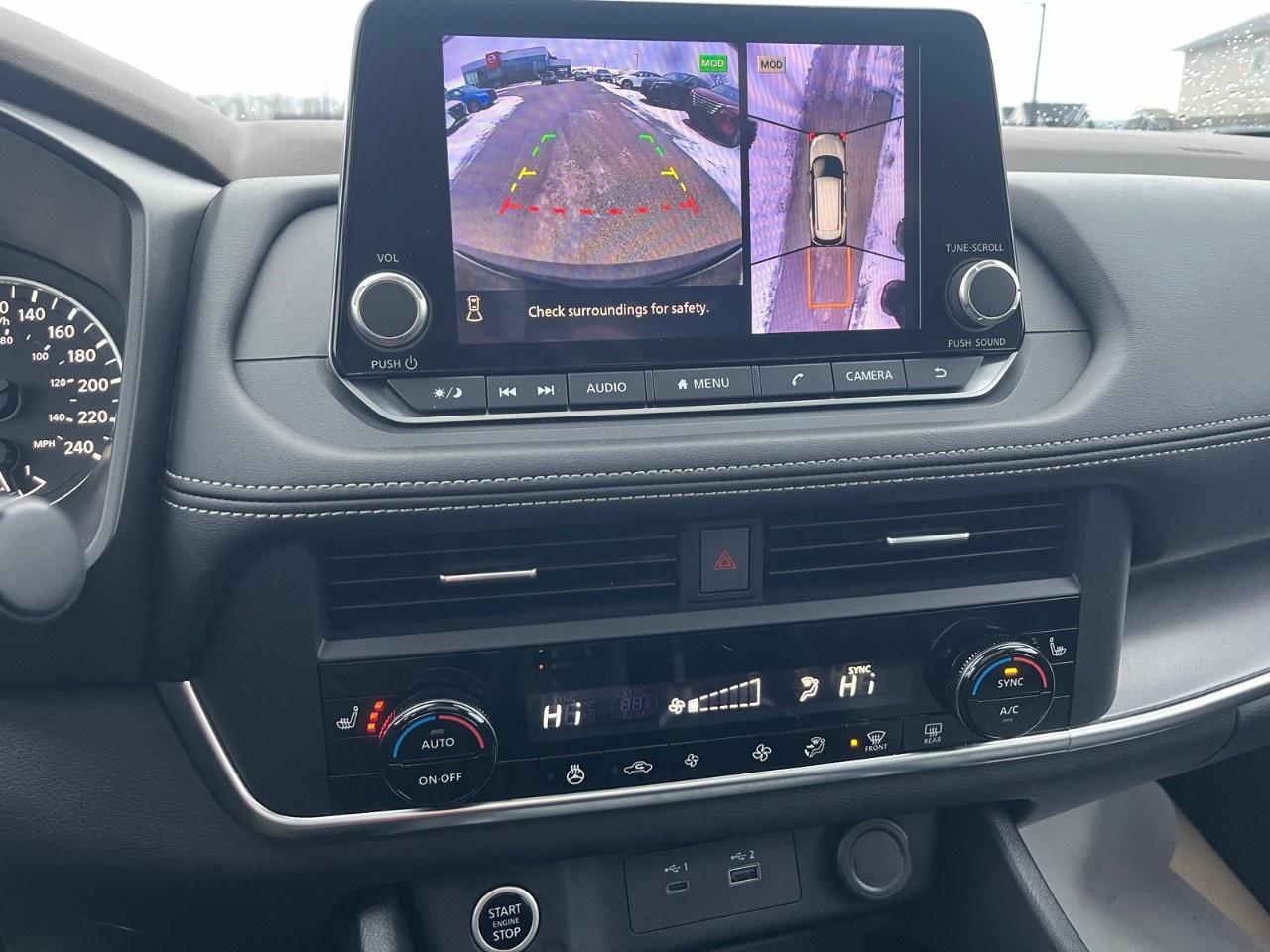 2023 Nissan Rogue AWD SV Photo