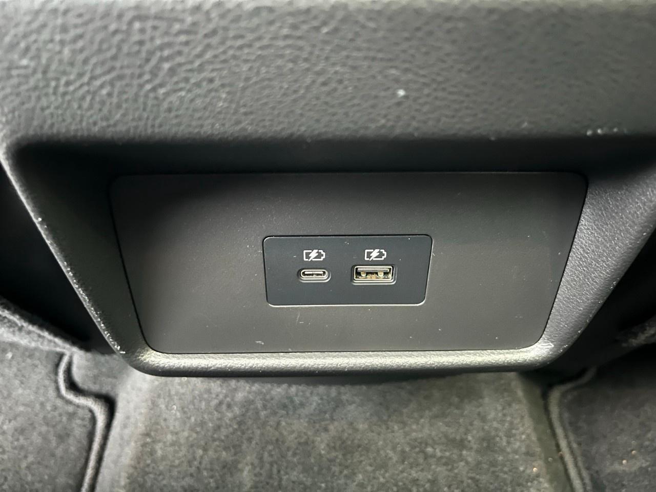 2023 Nissan Rogue AWD SV Photo