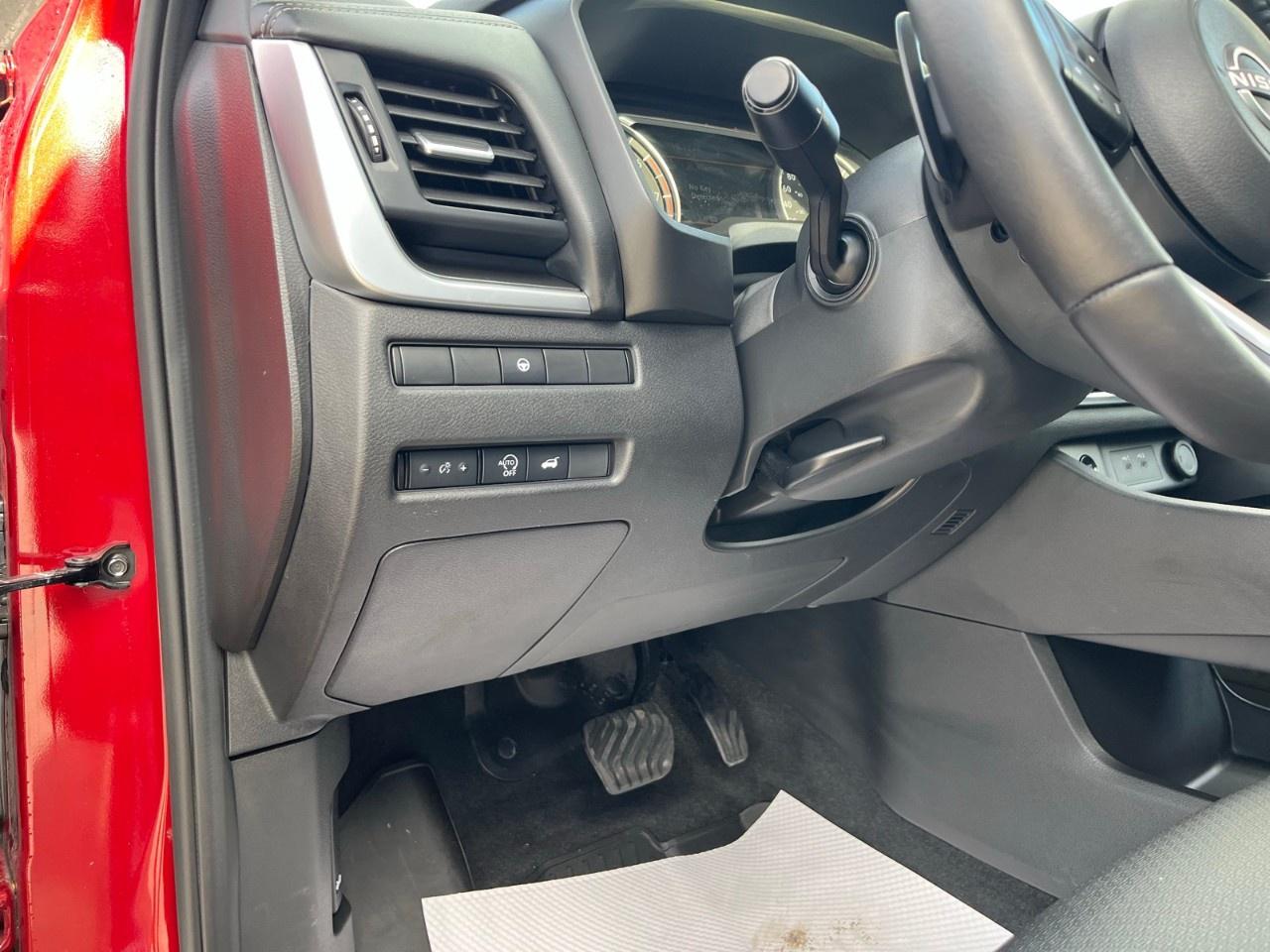 2024 Nissan Rogue AWD SV Moonroof Photo