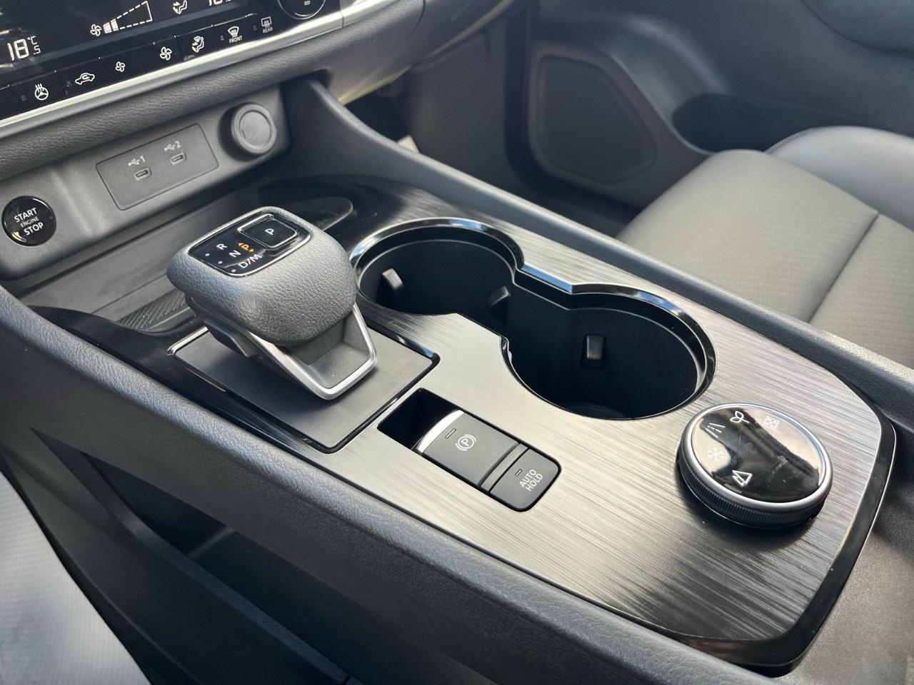 2024 Nissan Rogue AWD SV Moonroof Photo