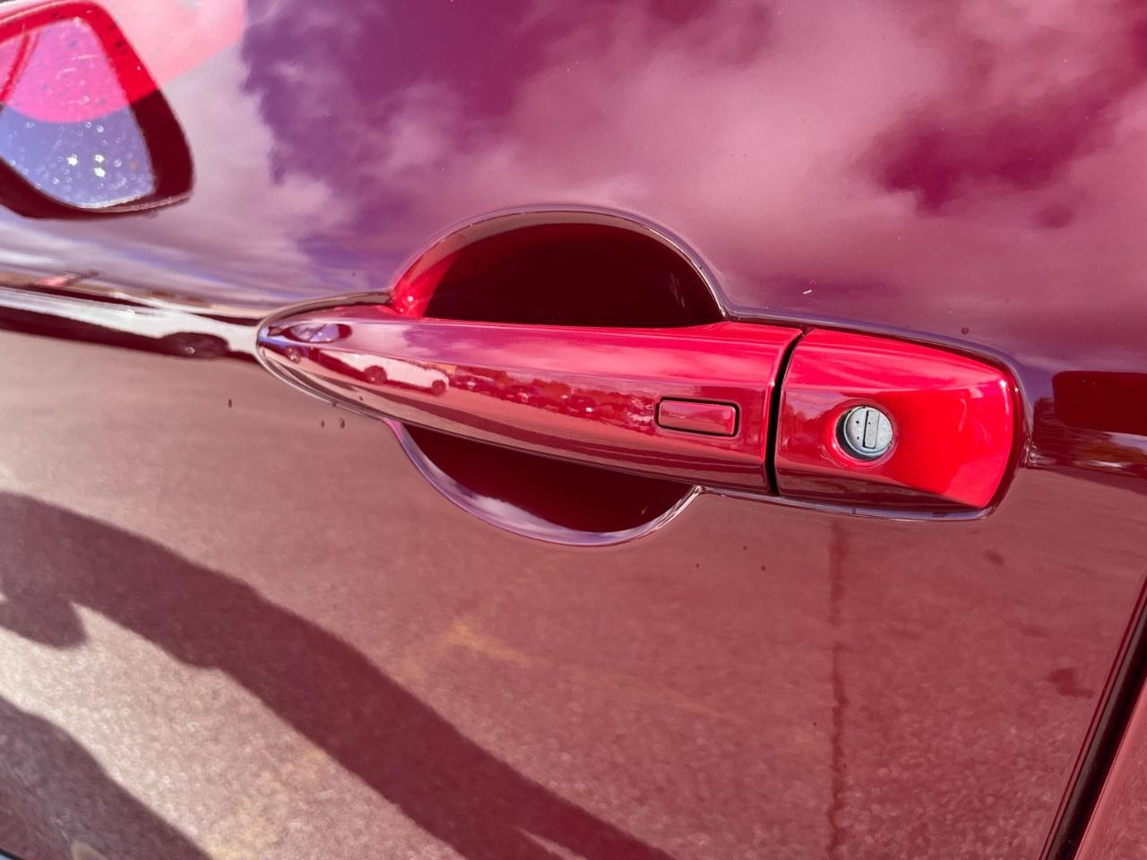 2024 Nissan Rogue AWD SV Moonroof Photo