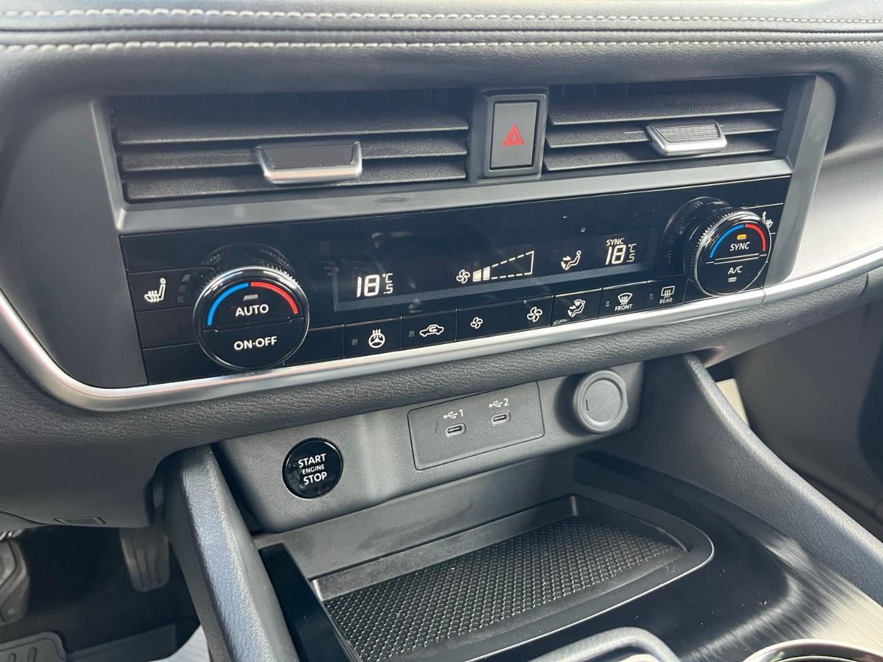 2024 Nissan Rogue AWD SV Moonroof Photo