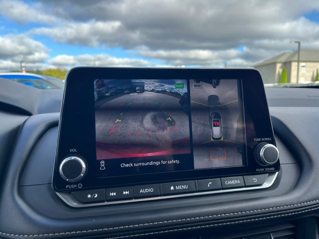 2024 Nissan Rogue AWD SV Moonroof Photo