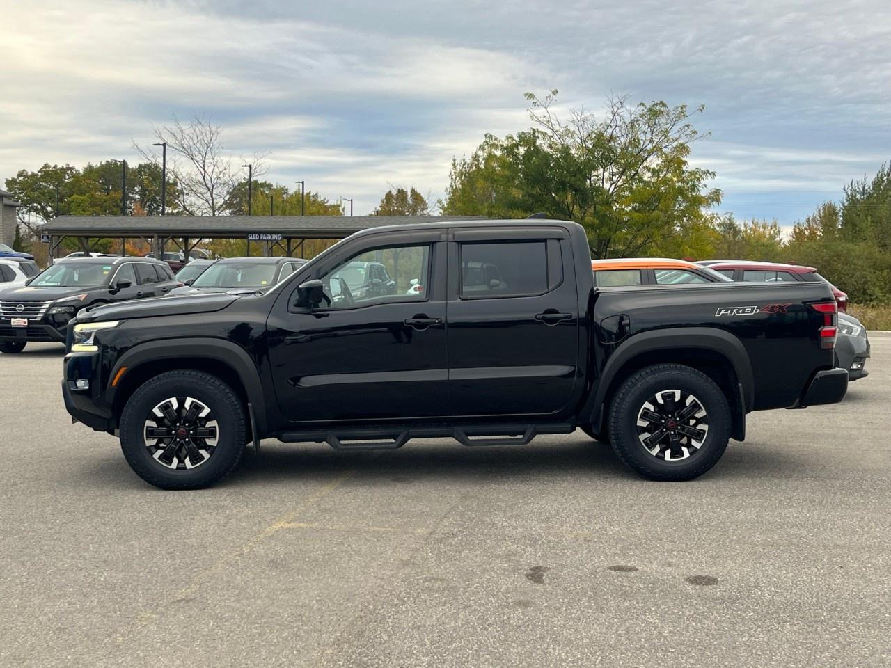 2022 Nissan Frontier Crew Cab PRO-4X Standard Bed 4x4 Photo