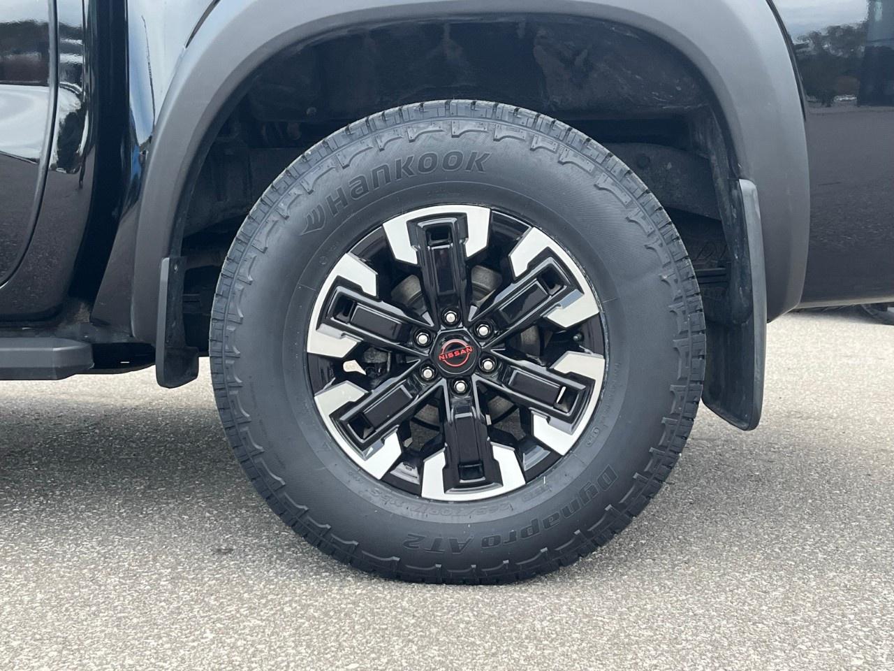 2022 Nissan Frontier Crew Cab PRO-4X Standard Bed 4x4 Photo