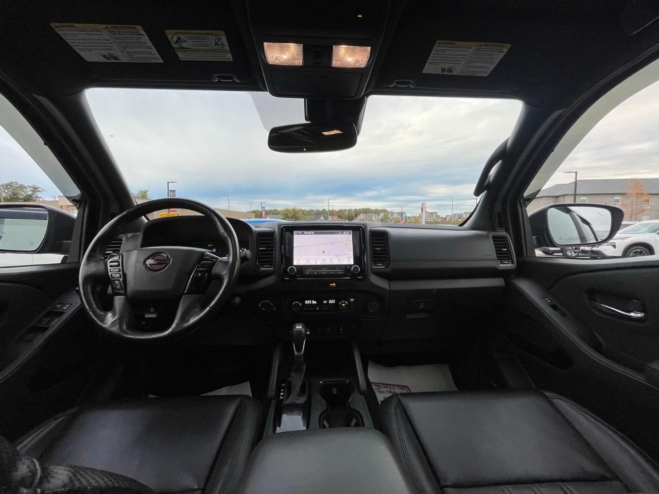 2022 Nissan Frontier Crew Cab PRO-4X Standard Bed 4x4 Photo