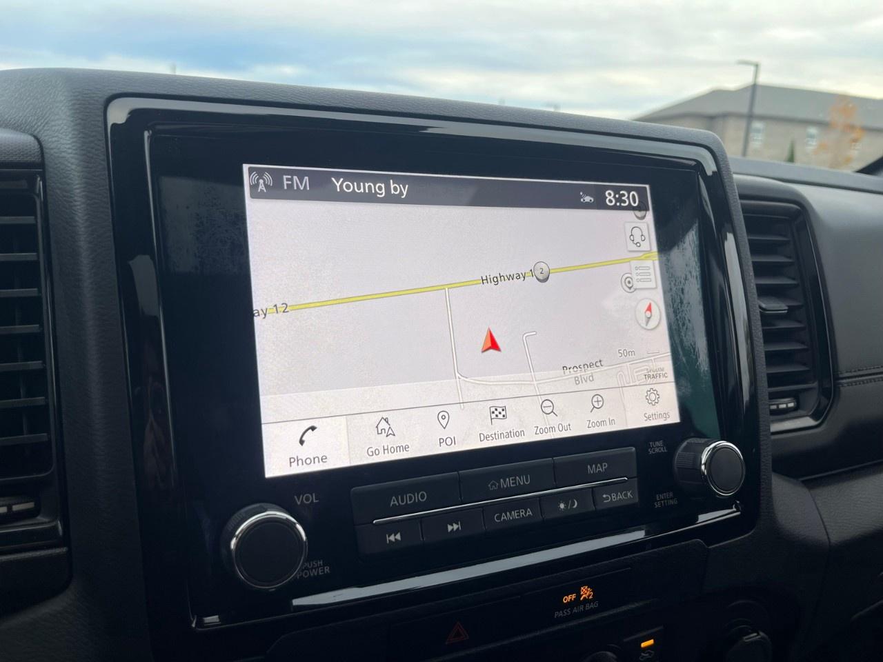 2022 Nissan Frontier Crew Cab PRO-4X Standard Bed 4x4 Photo