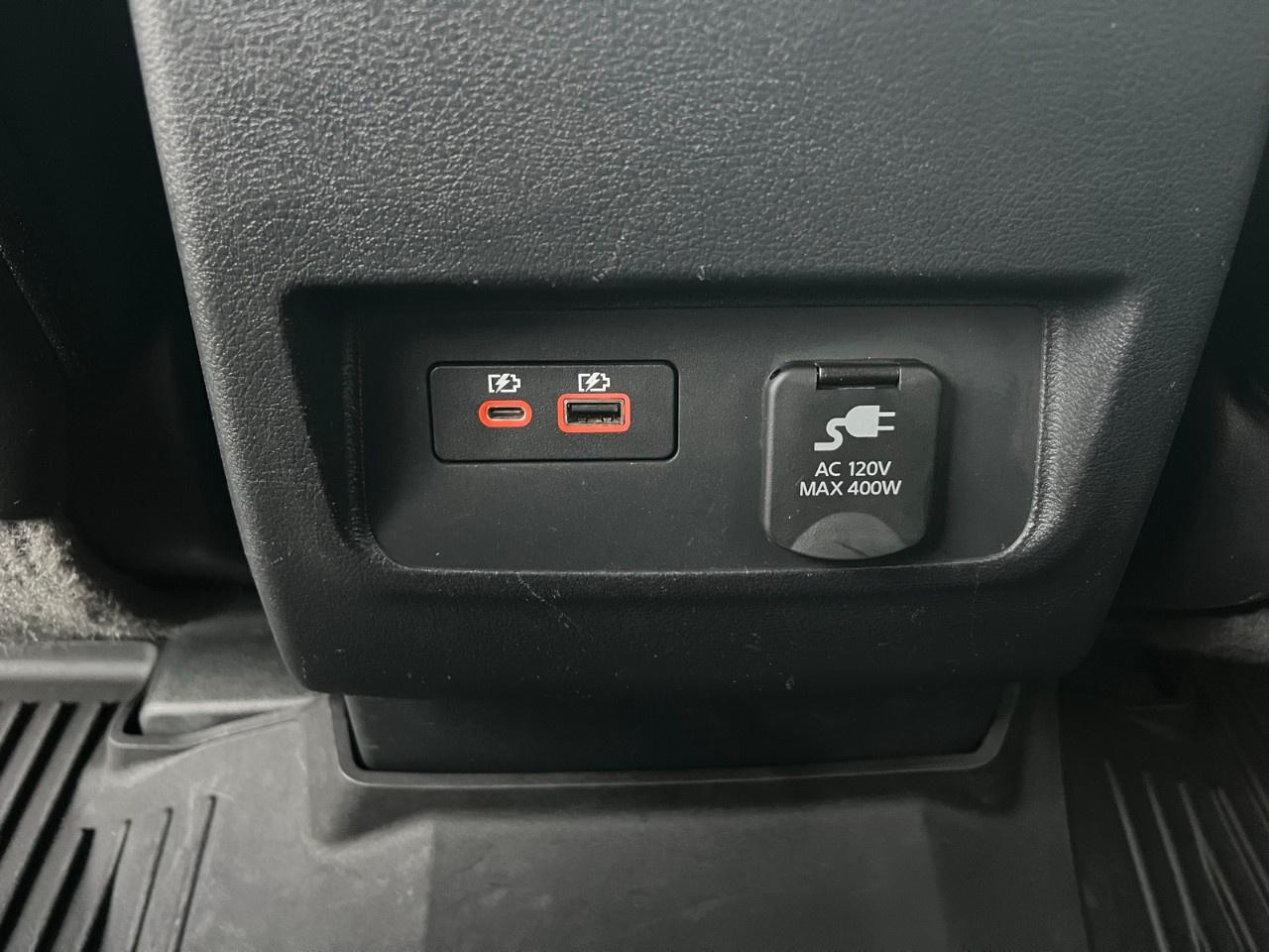 2022 Nissan Frontier Crew Cab PRO-4X Standard Bed 4x4 Photo